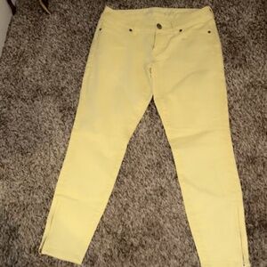 Limited Color Jeans